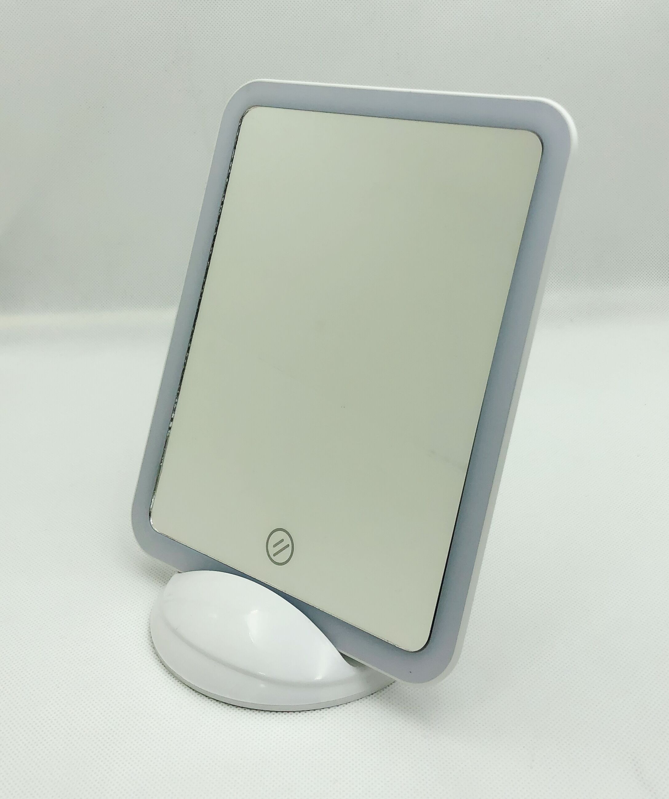 BNM4024 LED Mirror