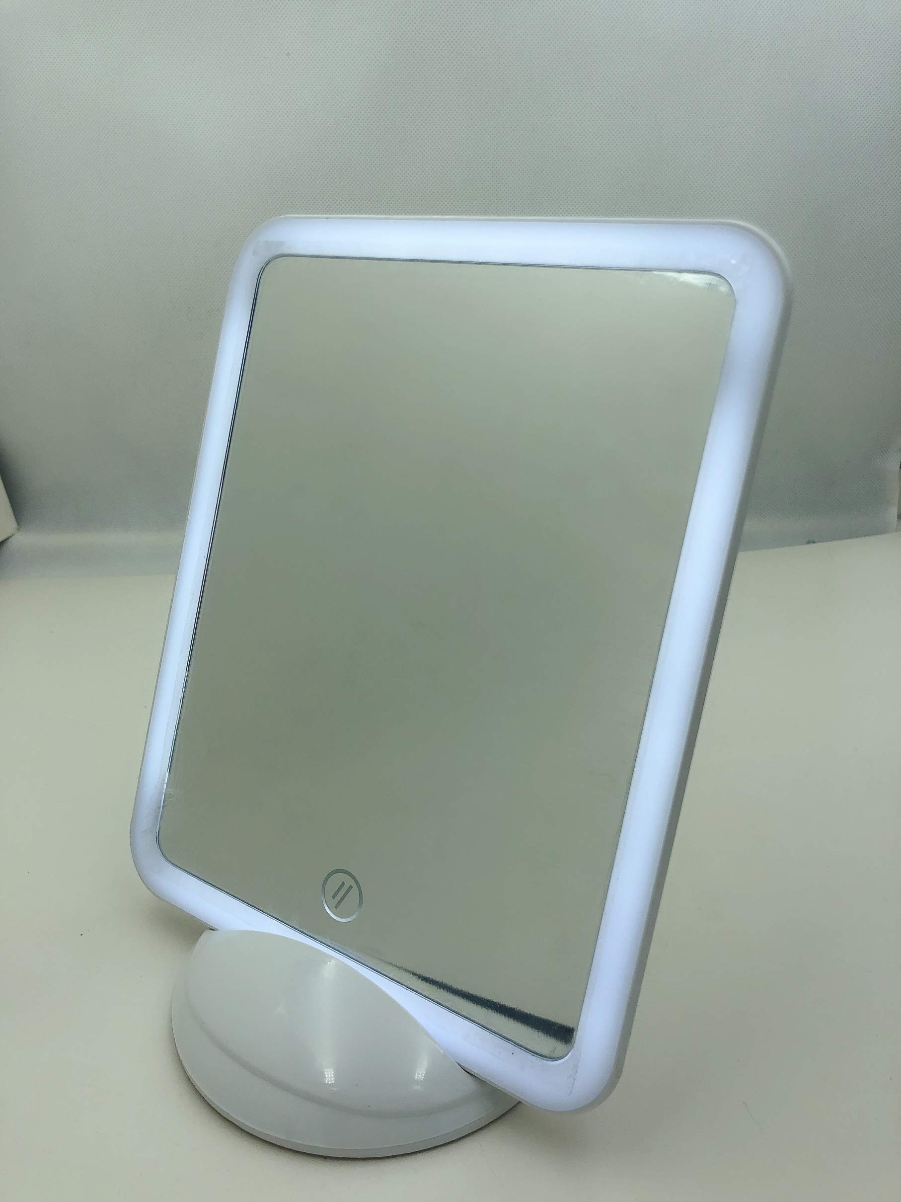 BNM-4024-2 LED Mirror